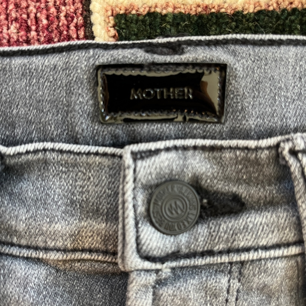 MOTHER Pixie Dazzler Ankle Fray Jeans - Picture 5 of 9